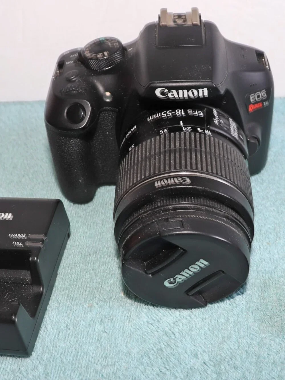 Canon EOS Rebel T6 DSLR Camera w/ 18–55mm Lens Battery, Charger Tested Works